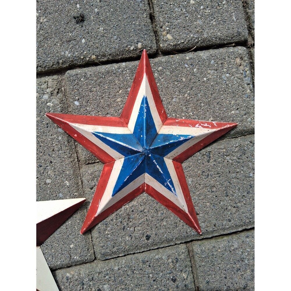 Set of 4 Metal Stars America Flag Americana Red White Blue - Picture 4 of 8